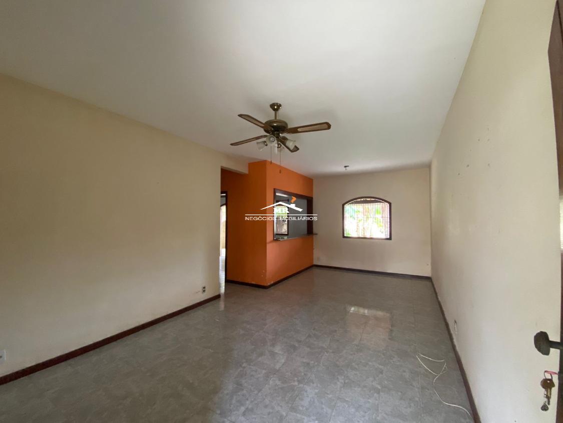 Casa de Condomínio à venda com 4 quartos, 400m² - Foto 6