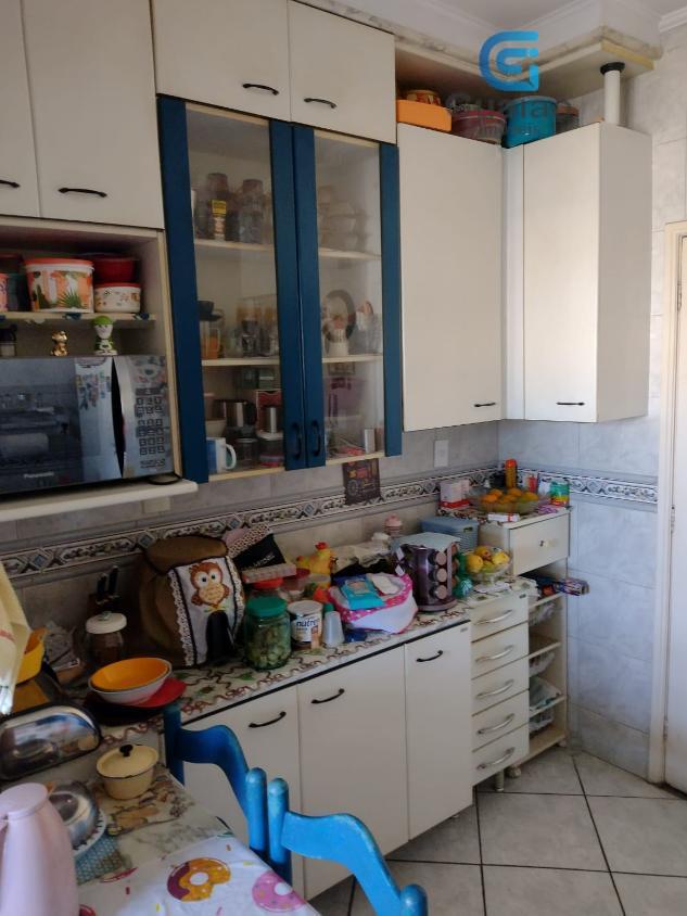 Apartamento à venda com 3 quartos, 85m² - Foto 9