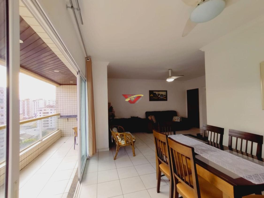 Apartamento à venda com 3 quartos, 137m² - Foto 9