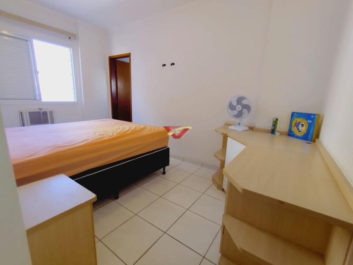 Apartamento à venda com 3 quartos, 137m² - Foto 12