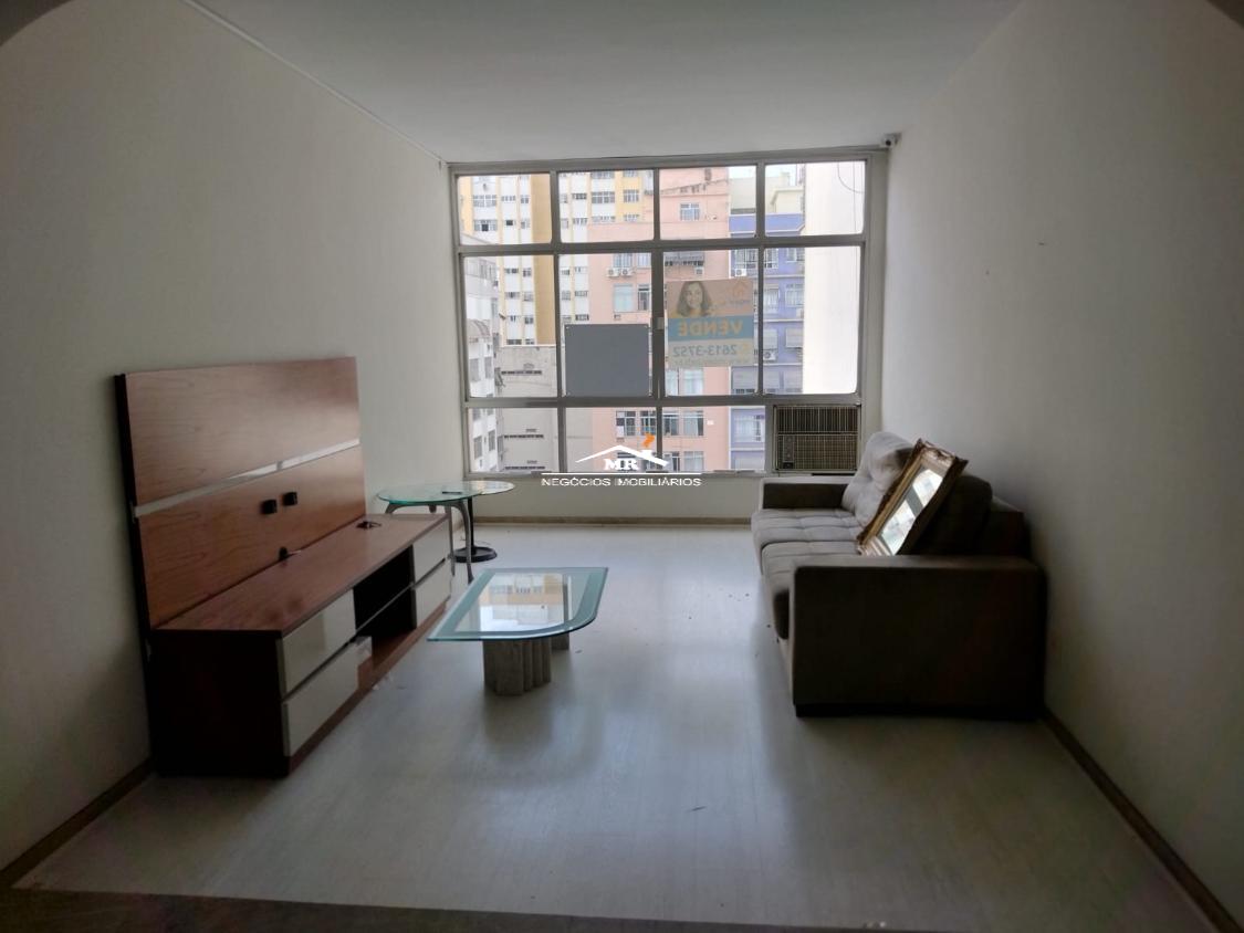 Apartamento à venda com 3 quartos, 158m² - Foto 2