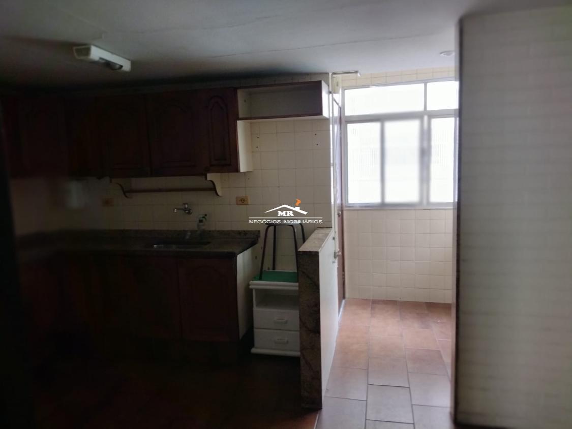 Apartamento à venda com 3 quartos, 158m² - Foto 22