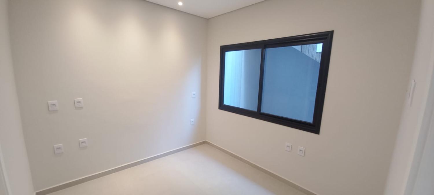 Casa de Condomínio à venda com 4 quartos, 200m² - Foto 3