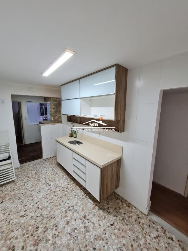 Apartamento à venda com 2 quartos, 102m² - Foto 11