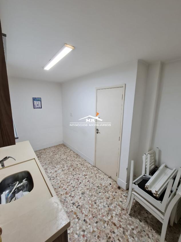 Apartamento à venda com 2 quartos, 102m² - Foto 13