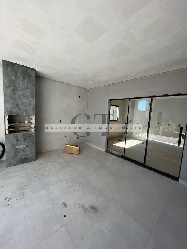 Casa à venda com 3 quartos, 200m² - Foto 17