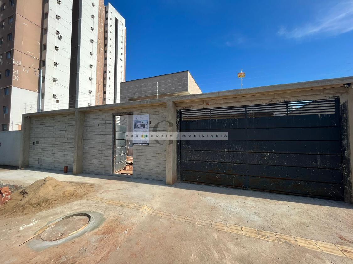 Casa à venda com 3 quartos, 200m² - Foto 3