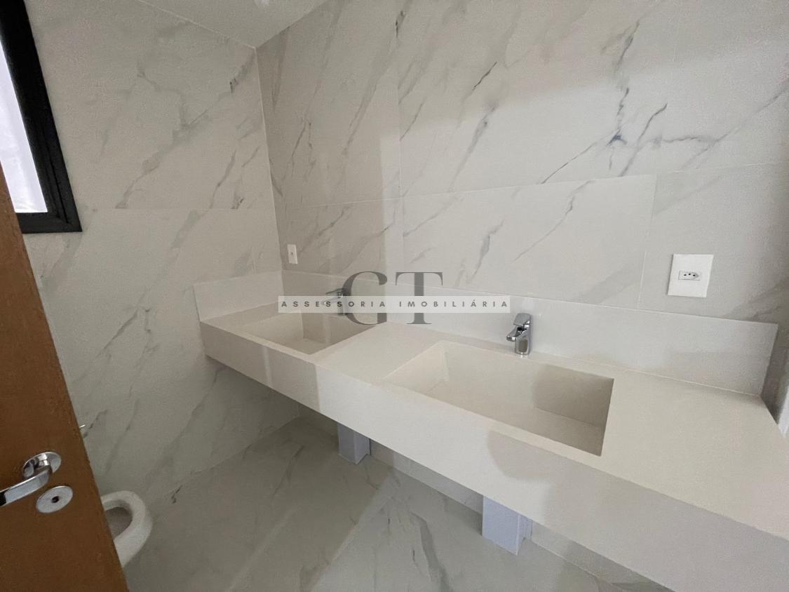 Apartamento à venda com 3 quartos, 221m² - Foto 13