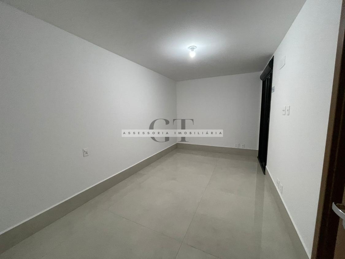 Apartamento à venda com 3 quartos, 221m² - Foto 6