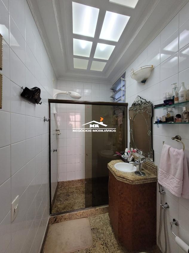 Apartamento à venda com 3 quartos, 140m² - Foto 17