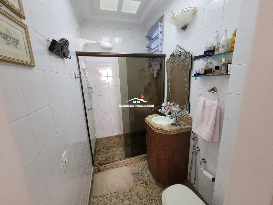 Apartamento à venda com 3 quartos, 140m² - Foto 15