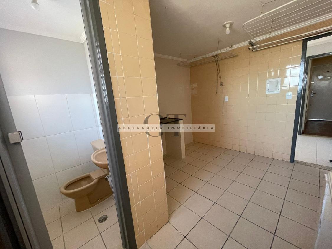 Apartamento à venda com 2 quartos, 60m² - Foto 7