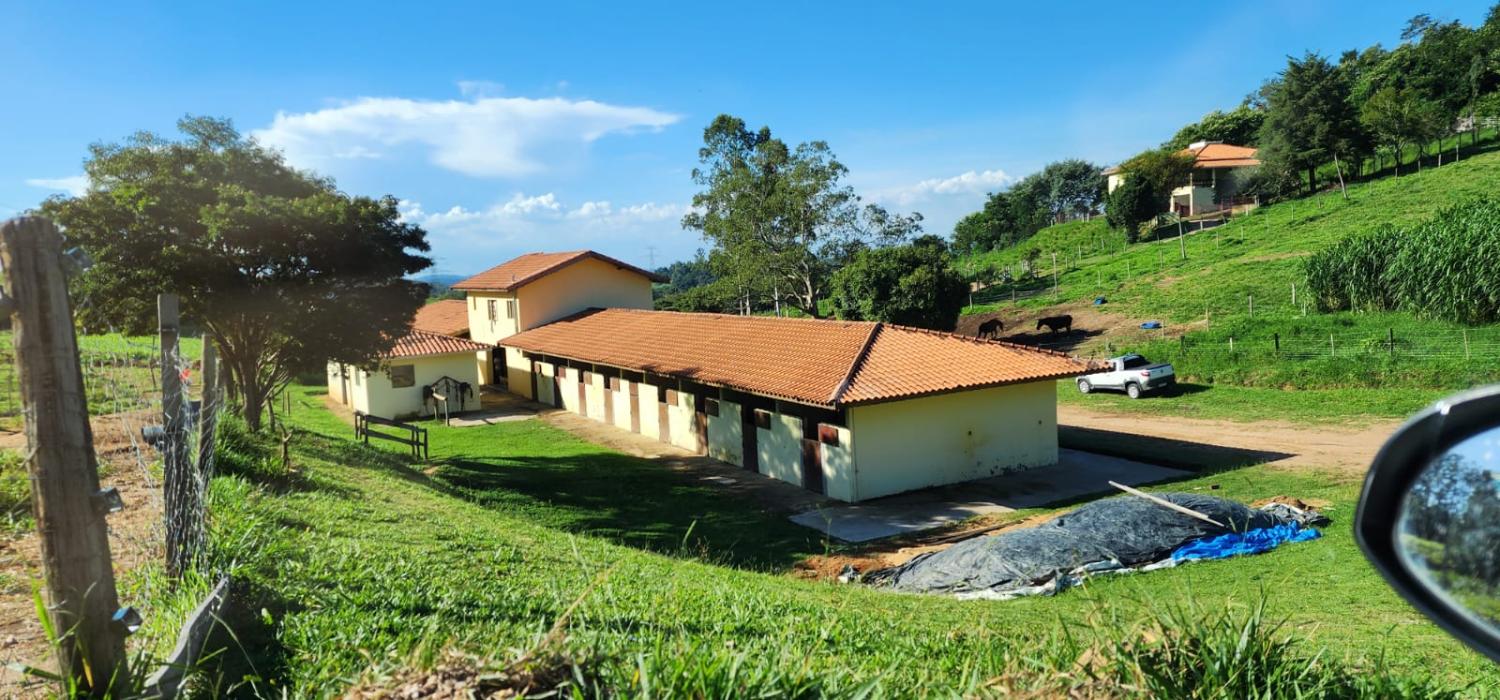 Fazenda à venda com 5 quartos, 78000m² - Foto 1