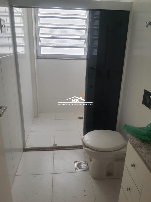 Apartamento à venda com 3 quartos, 140m² - Foto 12