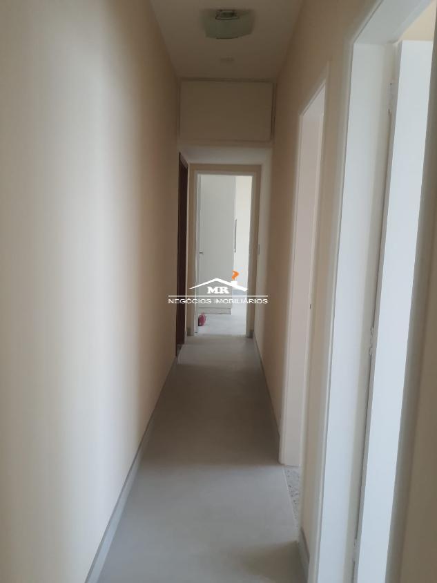 Apartamento à venda com 3 quartos, 140m² - Foto 11