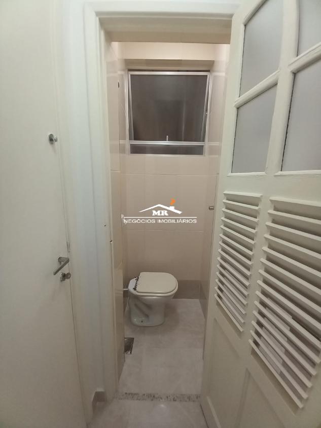 Apartamento à venda com 2 quartos, 75m² - Foto 24