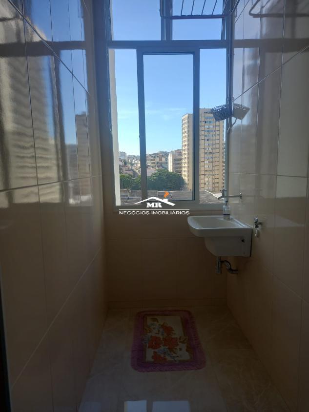 Apartamento à venda com 2 quartos, 75m² - Foto 22