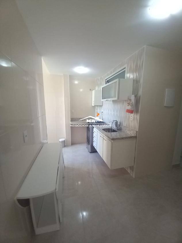 Apartamento à venda com 2 quartos, 75m² - Foto 18