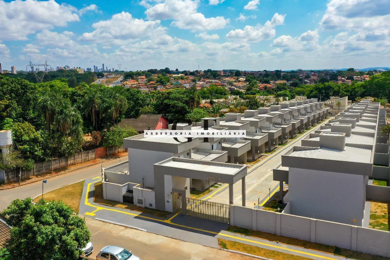 Casa de Condomínio à venda com 3 quartos, 131m² - Foto 2