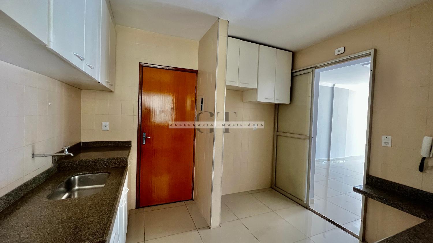 Apartamento à venda com 3 quartos, 105m² - Foto 14