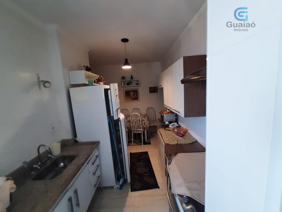 Apartamento à venda com 3 quartos, 170m² - Foto 10