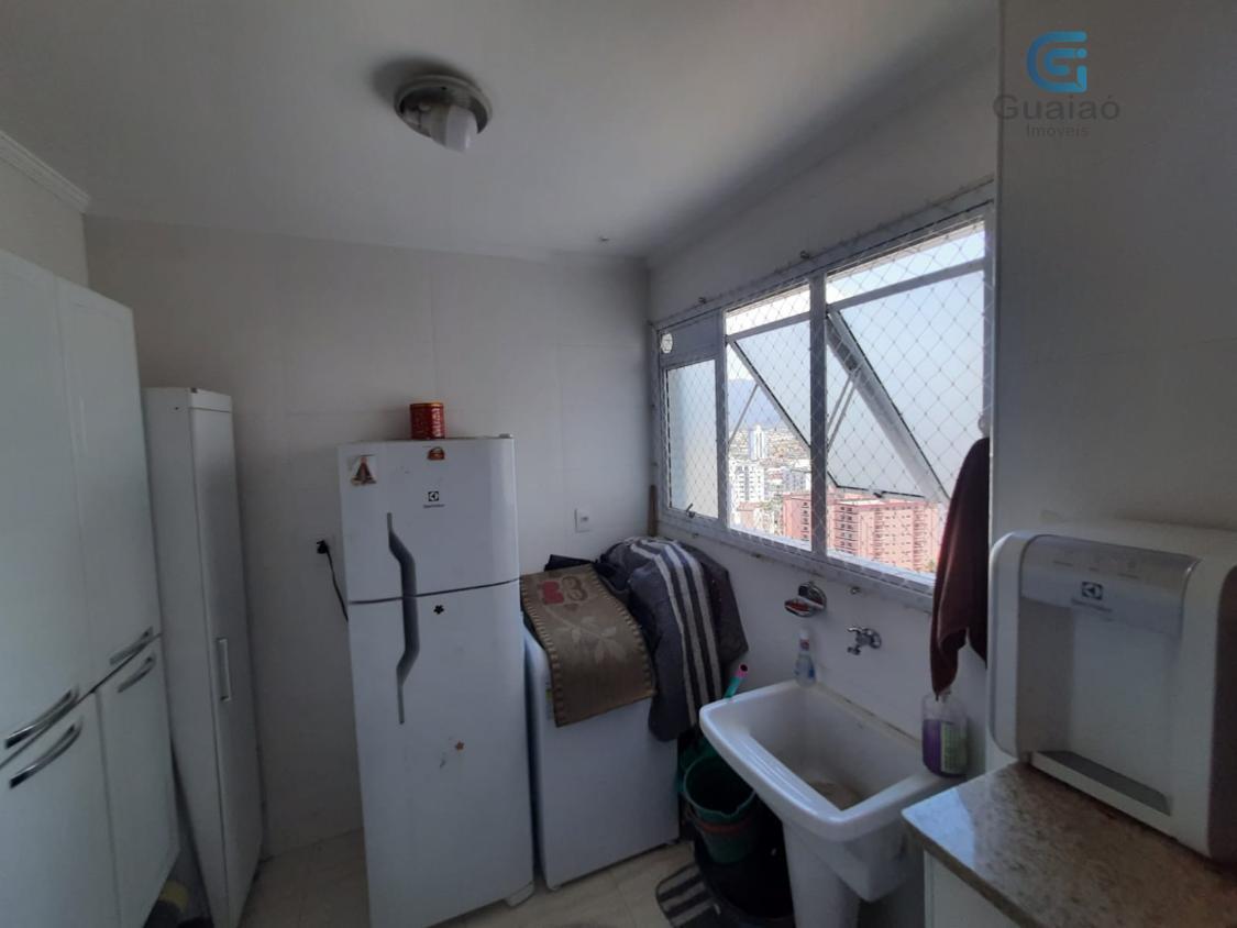 Apartamento à venda com 3 quartos, 170m² - Foto 11