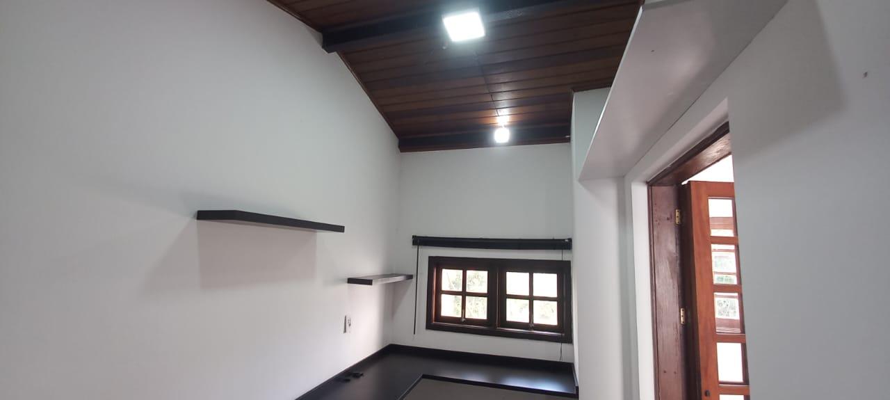 Casa de Condomínio à venda com 3 quartos, 150m² - Foto 18