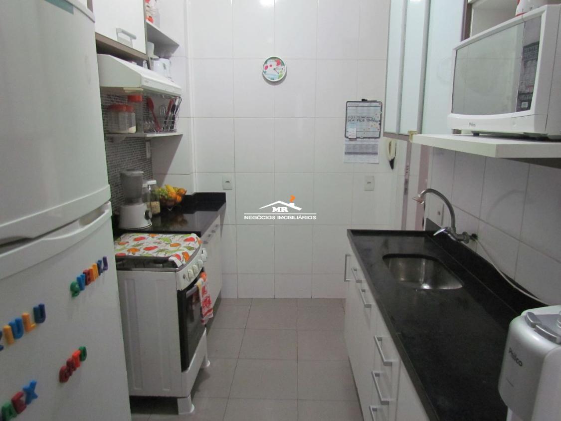 Apartamento à venda com 2 quartos, 90m² - Foto 18