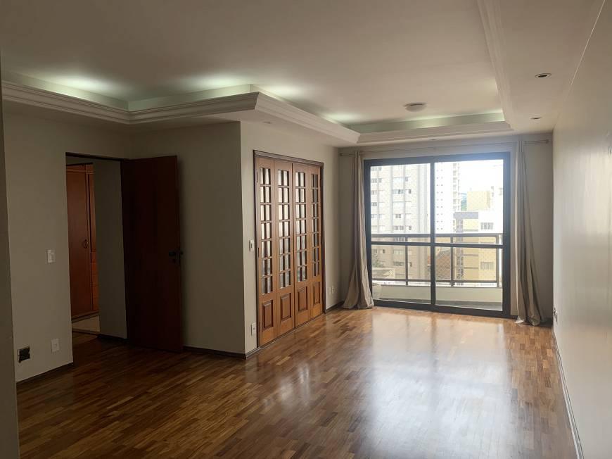 Apartamento à venda com 3 quartos, 95m² - Foto 2