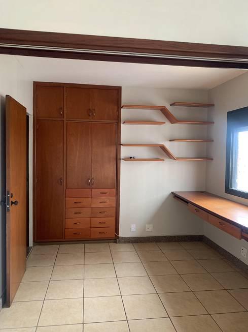 Apartamento à venda com 3 quartos, 95m² - Foto 7