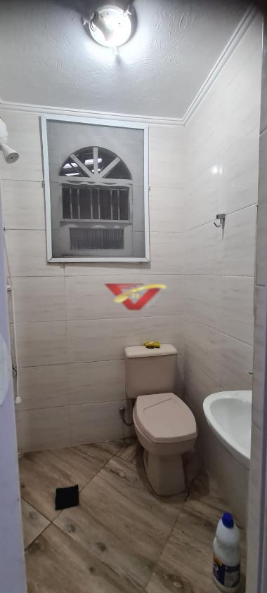 Casa à venda com 2 quartos, 81m² - Foto 13