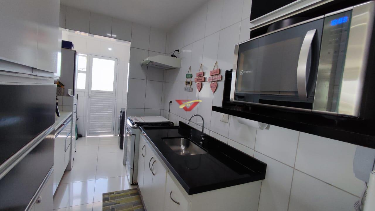 Apartamento à venda com 2 quartos, 83m² - Foto 10