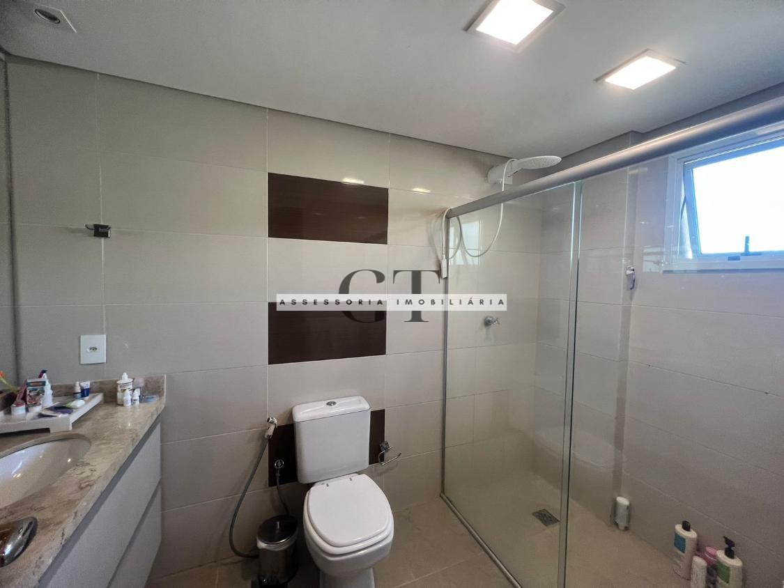 Apartamento à venda com 3 quartos, 140m² - Foto 23