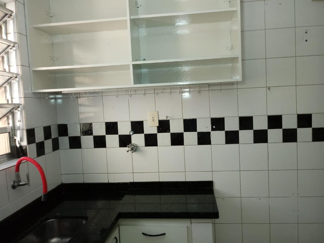 Apartamento para alugar com 2 quartos, 70m² - Foto 12