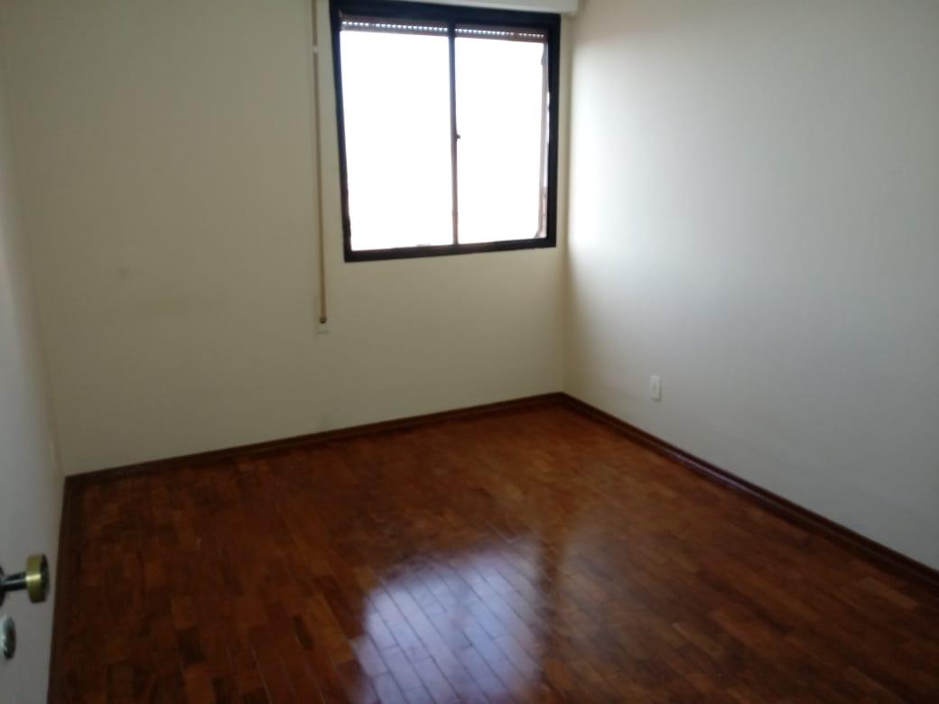 Apartamento para alugar com 2 quartos, 70m² - Foto 5