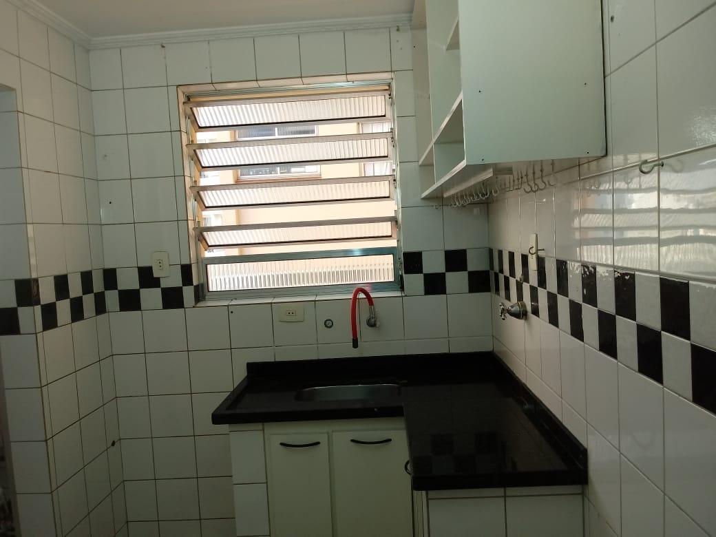 Apartamento para alugar com 2 quartos, 70m² - Foto 15