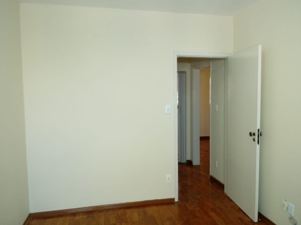 Apartamento para alugar com 2 quartos, 70m² - Foto 6