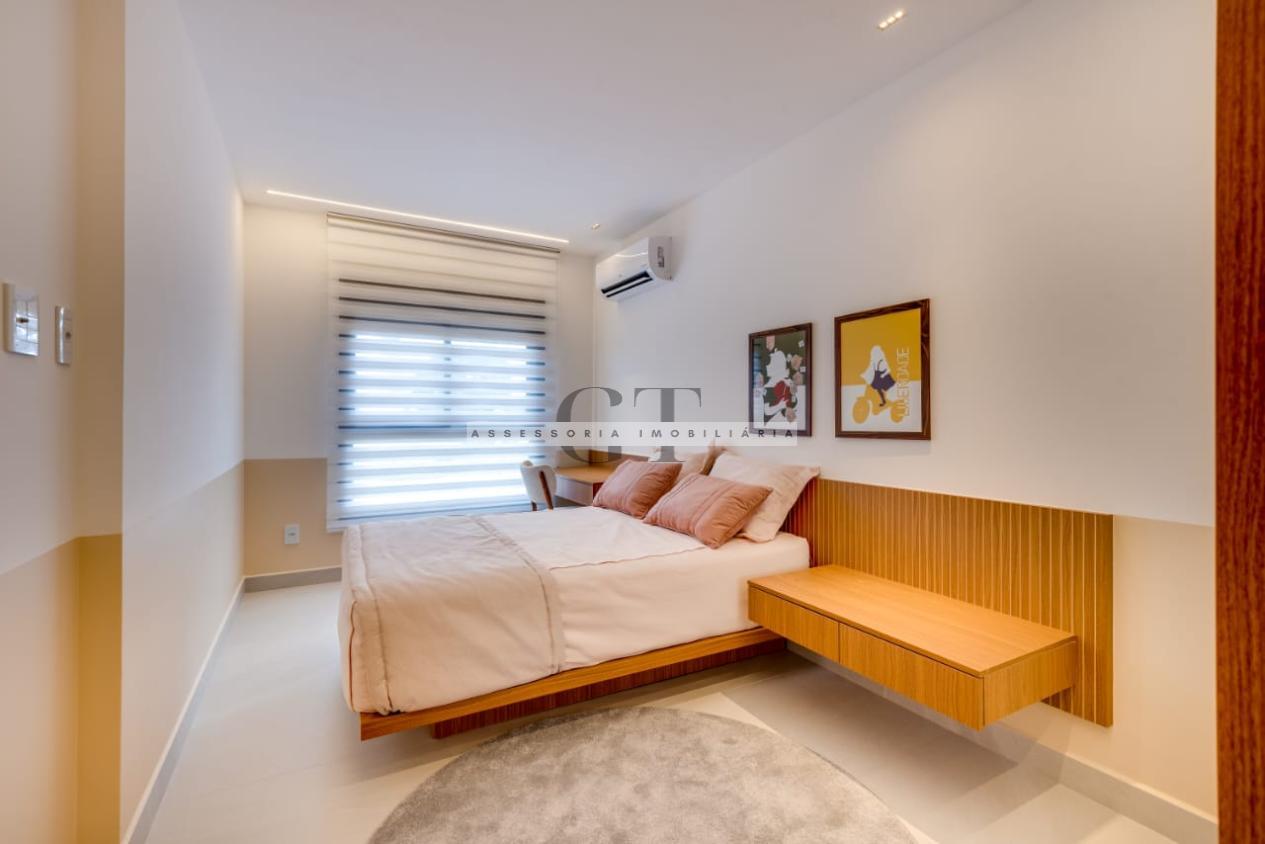 Apartamento à venda com 4 quartos, 245m² - Foto 8