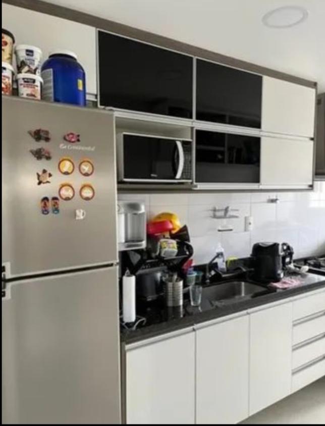 Apartamento à venda com 2 quartos, 70m² - Foto 4