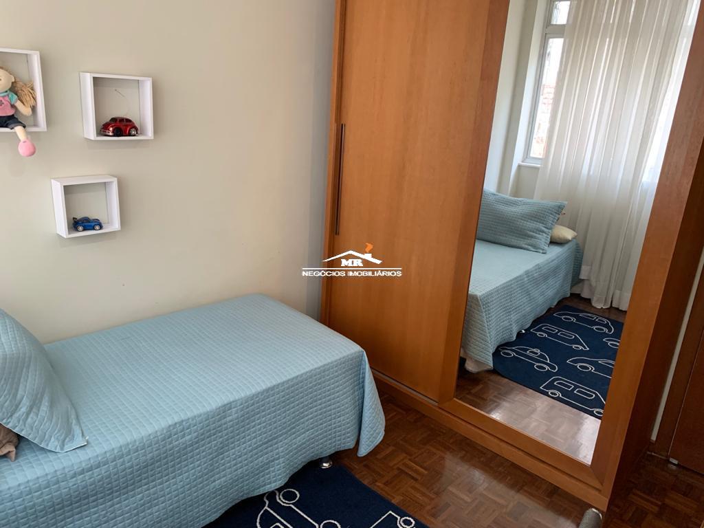 Apartamento à venda com 3 quartos, 130m² - Foto 17