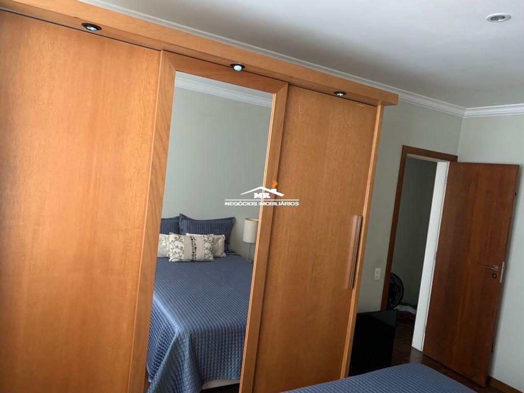 Apartamento à venda com 3 quartos, 130m² - Foto 22