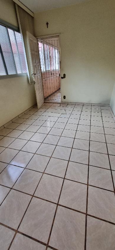 Apartamento à venda com 2 quartos, 64m² - Foto 2