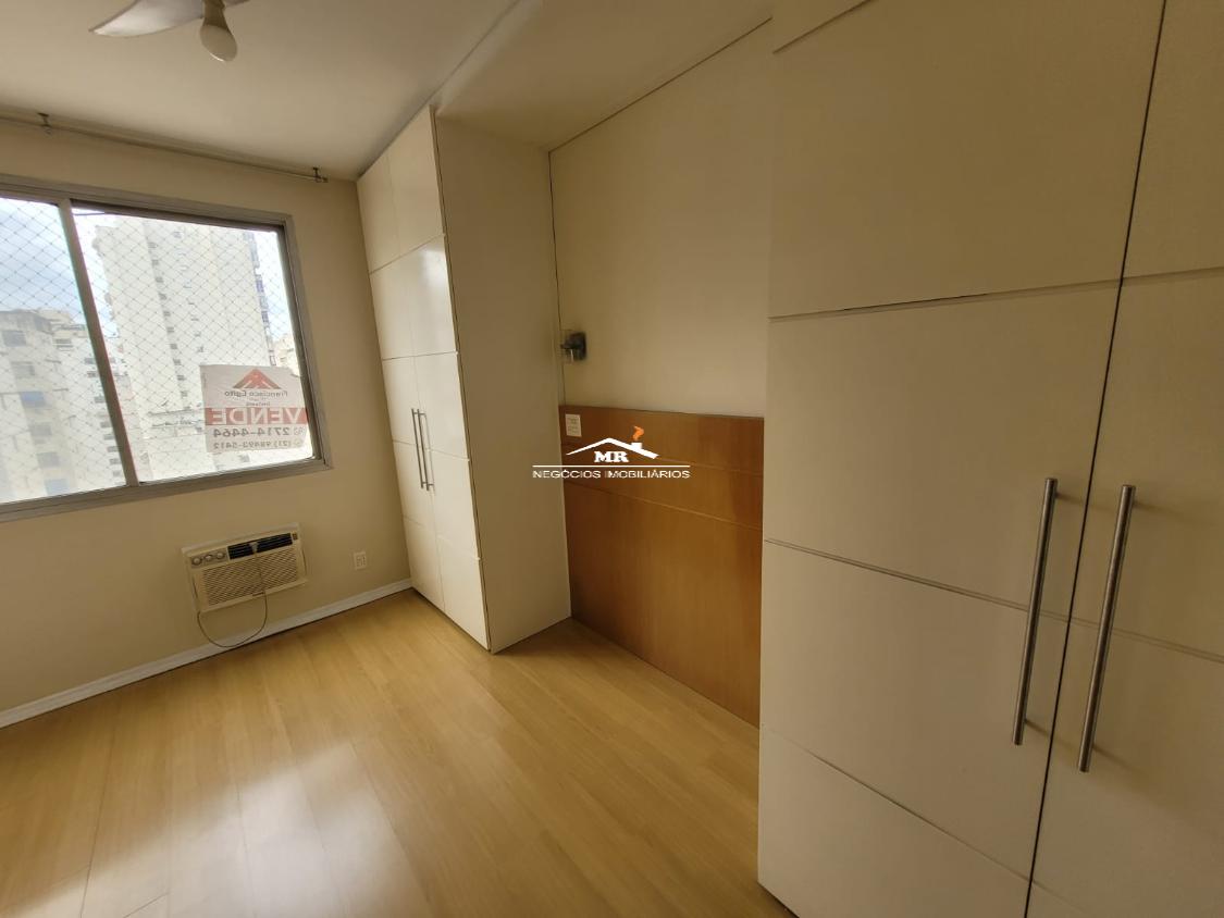 Apartamento à venda com 2 quartos, 90m² - Foto 11