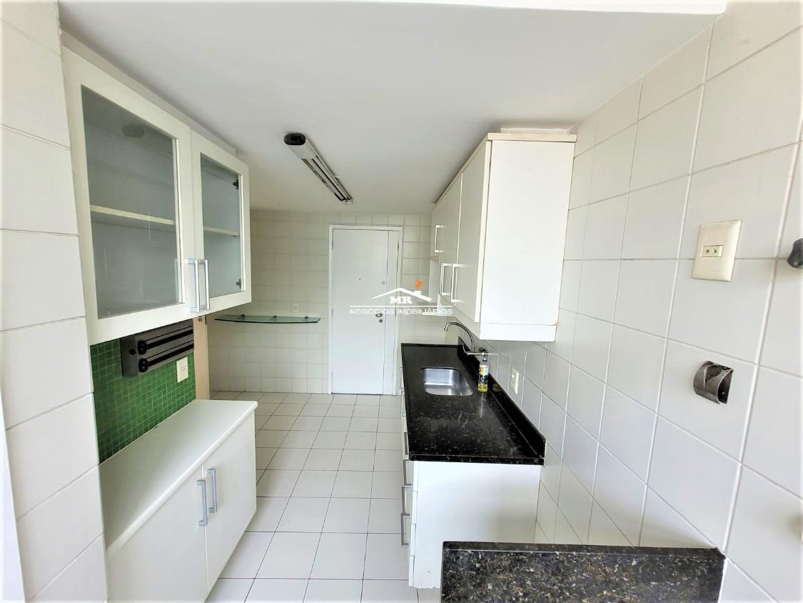 Apartamento à venda com 2 quartos, 90m² - Foto 21