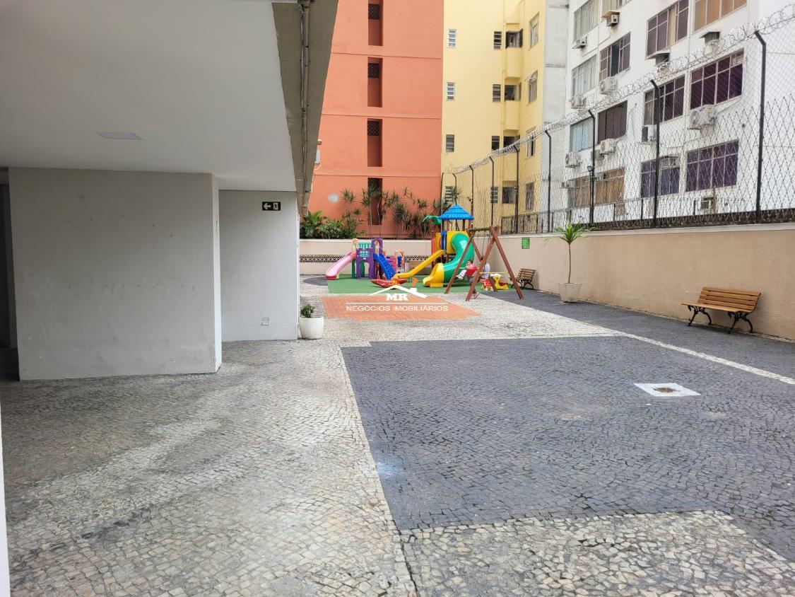 Apartamento à venda com 2 quartos, 90m² - Foto 34