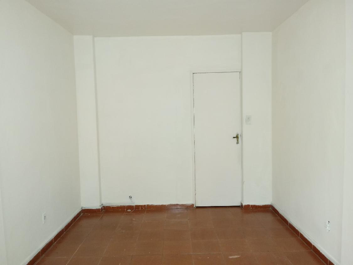 Apartamento à venda e aluguel com 1 quarto, 42m² - Foto 18