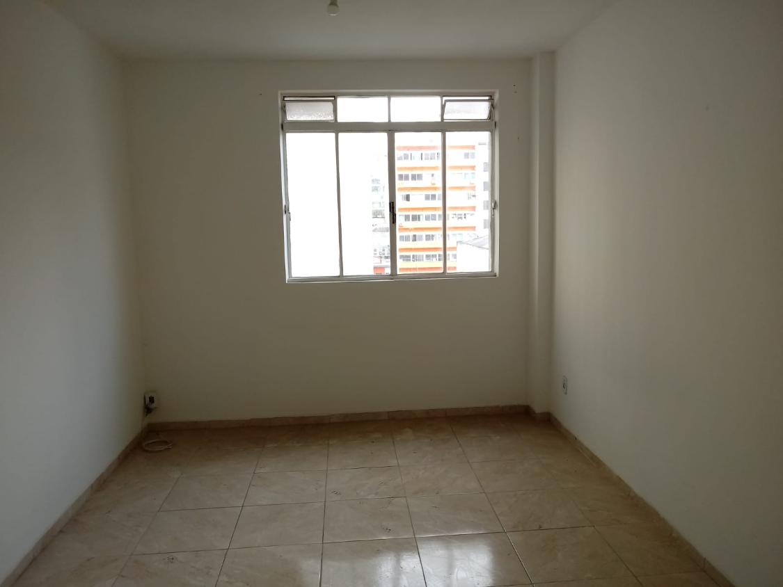 Kitnet e Studio à venda com 1 quarto, 28m² - Foto 1