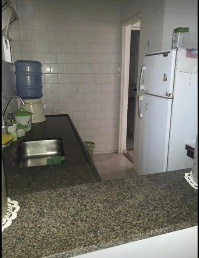 Apartamento à venda com 1 quarto, 50m² - Foto 3