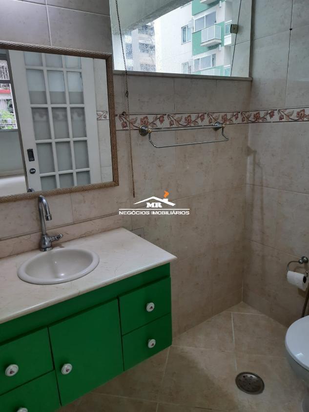 Apartamento à venda com 3 quartos, 140m² - Foto 12