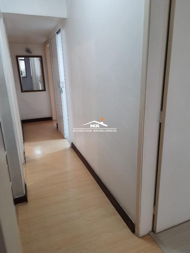 Apartamento à venda com 3 quartos, 140m² - Foto 5